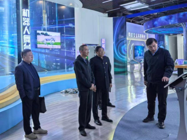 微信图片_20251027100751_副本.jpg