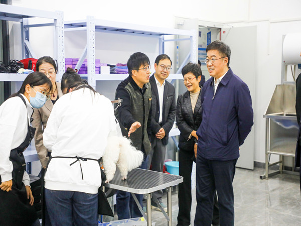 生物与健康系.jpg