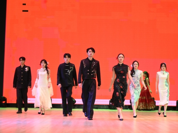 e2fa43cfac50a01821c24e870d27fca_副本.jpg