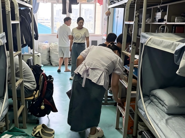 1788410744660237.jpg 2026.9.2 宿舍检查3.jpg